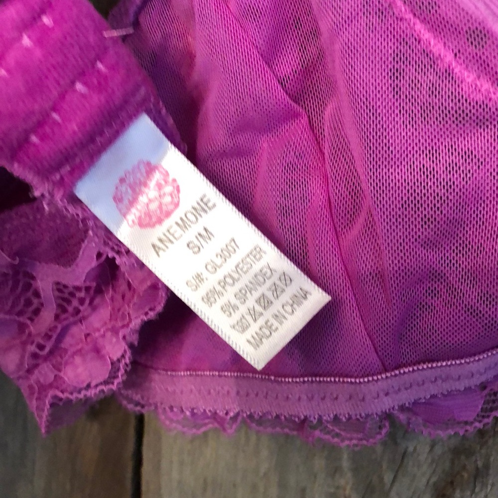 Anemone Allover Lace Mesh Lightly Lined Bra in Pink / Purple Size Small/Medium - Picture 9 of 10